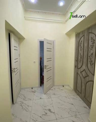 3 սենյականոց բնակարան Բաղրամյան պողոտայում, 80 ք.մ., 2/5 հարկ, բարձր առաստաղներ