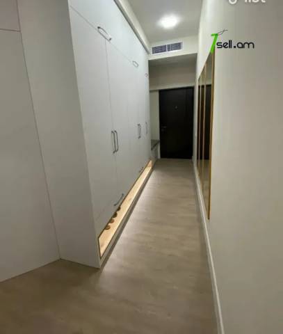 2 սենյականոց բնակարան նորակառույց շենքում Օրբելի եղբայրների փողոցում, 77 ք.մ., 3/15 հարկ