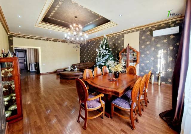 Ընդարձակ 5 սենյականոց բնակարան նորակառույց շենքում Այգեձորի փողոցում, 300 ք.մ., 3+ սանհանգույց