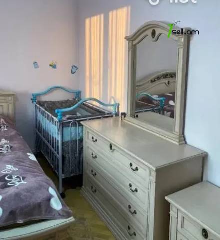 Մեկ հարկանի քարե տուն, Տիչինայի 3-րդ նրբանցք Աջափնյակում, 102 քմ, կապիտալ վերանորոգված