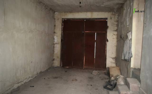 Երկու հարկանի քարե տուն 6-րդ փողոցում Հացիկում, 203 քմ, 2 սանհանգույց