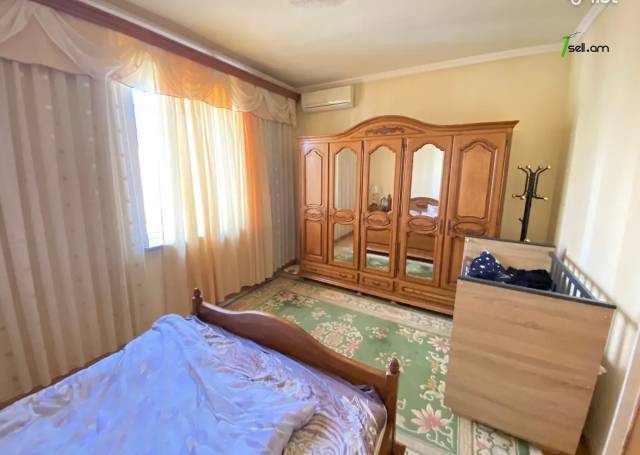 Երեք հարկանի քարե տուն Բատիկյան փողոցում Մալաթիա Սեբաստիայում, 370 քմ, 2 սանհանգույց