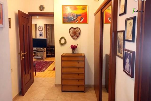 2 սենյականոց բնակարան, Նազարբեկյան թաղամաս, 50 ք.մ., նախավերջին հարկ, կապիտալ վերանորոգված