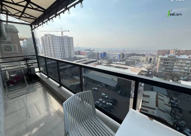 3 սենյականոց բնակարան նորակառույց շենքում Հրաչյա Ներսիսյան փողոցում, 115 քմ, 2 սանհանգույց