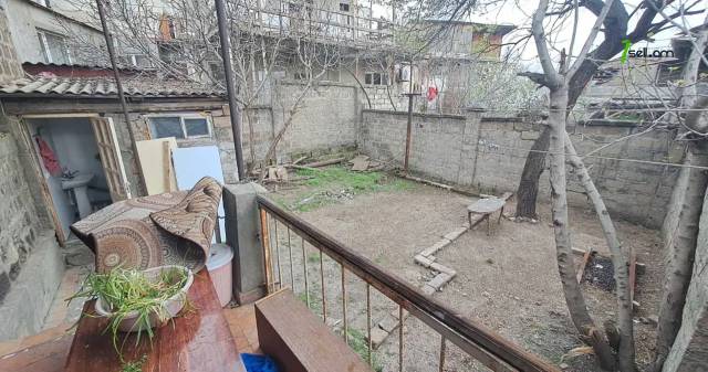 Մեկ հարկանի քարե տուն Ներքին Շենգավիթ 8-րդ փողոցում Շենգավիթում, 240 քմ