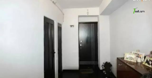 3 սենյականոց բնակարան Մանթաշյան փողոցում, 80 քմ, 3/5 հարկ, դիզայներական ոճով վերանորոգված, քարե շենք