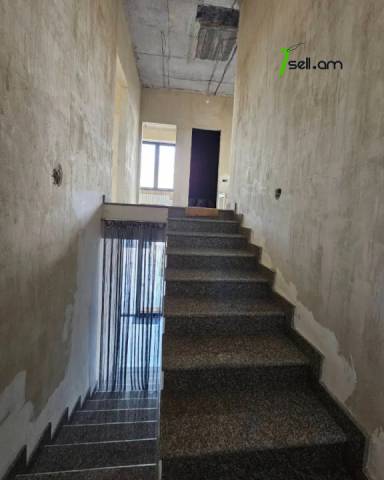 Երկու հարկանի տուն Մուշ փողոցում Քասախում, 865 ք.մ., 3+ սանհանգույց, կապիտալ վերանորոգված