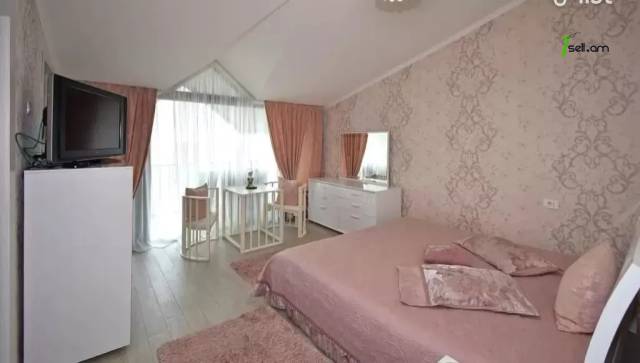 3 սենյականոց բնակարան նորակառույց շենքում Վերին Անտառային փողոցում, 117 ք.մ., 2 սանհանգույց