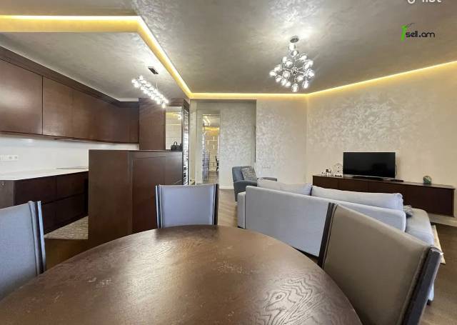 2 սենյականոց բնակարան նորակառույց շենքում, Sasna Tsrer Street, 70 քմ, 11/18 հարկ, բարձր առաստաղներ