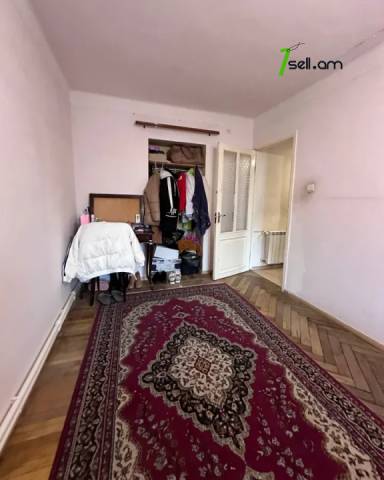 3 սենյականոց բնակարան Մարգարյան փողոցում, 73 քմ, 1/5 հարկ, մասնակի վերանորոգում, քարե շենք