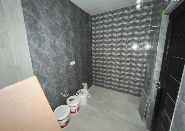 3 սենյականոց բնակարան նորակառույց շենքում Մոնթե Մելքոնյան փողոցում, 100 ք.մ., 2 սանհանգույց