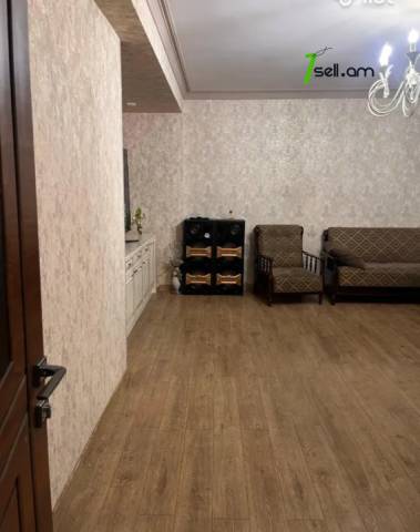 4 սենյականոց բնակարան Զաքարիա Քանաքեռցու փողոցում, 92 քմ, մի քանի պատշգամբ, կապիտալ վերանորոգված