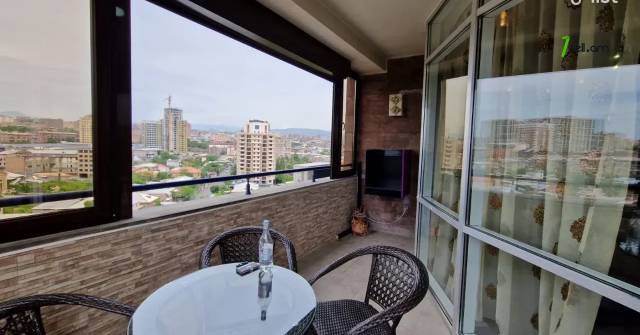 Ընդարձակ 3 սենյականոց բնակարան նորակառույց շենքում Նաիրի Զարյան փողոցում, 175 քմ, 12/16 հարկ