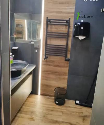 3 սենյականոց բնակարան նորակառույց շենքում, Ծիծեռնակաբերդի խճուղի, 84 ք.մ., բարձր առաստաղներ