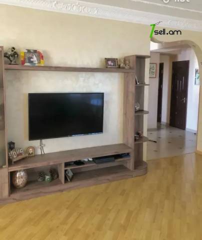 3 սենյականոց բնակարան Զորավար Անդրանիկի փողոցում, 96 ք.մ., 12/14 հարկ, կապիտալ վերանորոգված