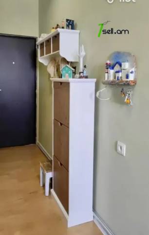 1 սենյականոց բնակարան նորակառույց շենքում Մինսկի փողոցում, 34 ք.մ., դիզայներական ոճով վերանորոգված