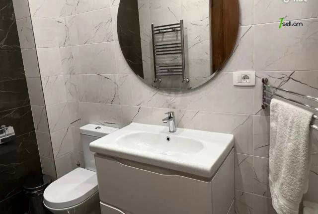 4 սենյականոց բնակարան նորակառույց շենքում կենտրոնում, 110 քմ, 4/15 հարկ, 2 սանհանգույց