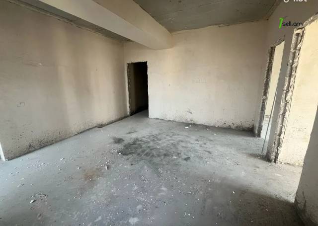 4 սենյականոց բնակարան նորակառույց շենքում Պարույր Սևակի փողոցում, 89 ք.մ., 5/15 հարկ