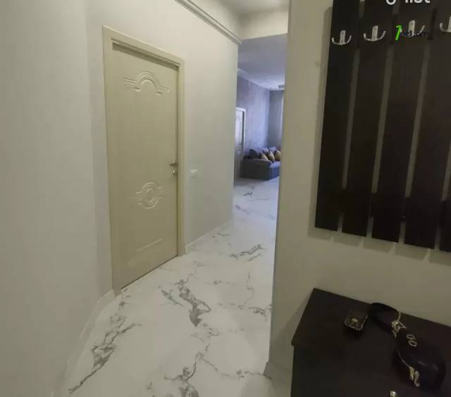 3 սենյականոց բնակարան նորակառույց շենքում Կոմիտասի պողոտայում, 70 քմ, 6/17 հարկ, բարձր առաստաղներ