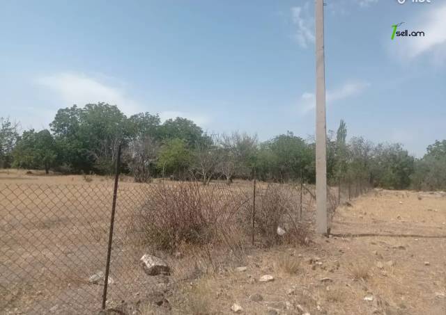 Գյուղատնտեսական հողատարածք Միքայել Նալբանդյանի փողոցում Օշականում, 4800 քմ