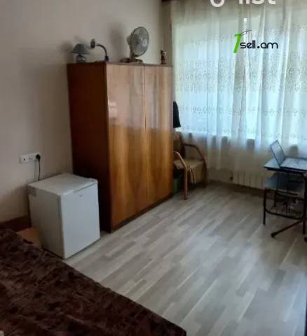 4 սենյականոց բնակարան Թամանյանի փողոցում, 99 ք.մ., 2 սանհանգույց, բարձր առաստաղներ, 2/4 հարկ