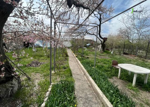 Երկու հարկանի քարե տուն Ներքին Շենգավիթ 9-րդ փողոցում Շենգավիթում, 185 ք.մ., 2 սանհանգույց