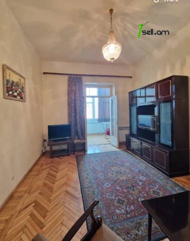 3 սենյականոց բնակարան Ազատության պողոտայում, 83 քմ, նախավերջին հարկ, բարձր առաստաղներ