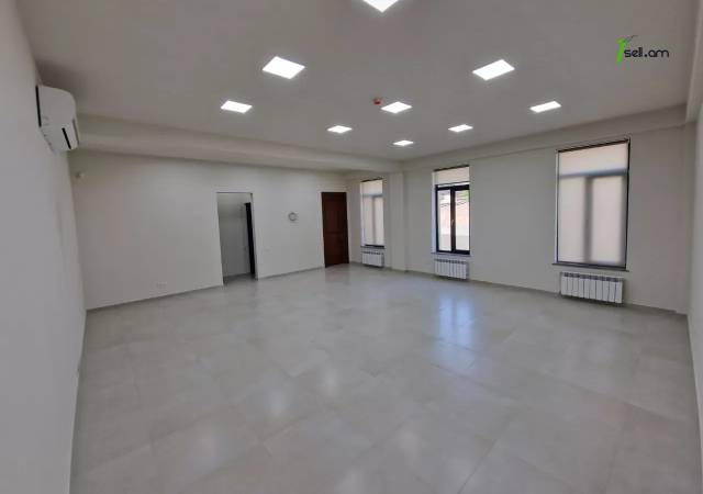 Բազմաֆունկցիոնալ գույք Արշակունյաց պողոտայում կենտրոնում, 270 ք.մ.