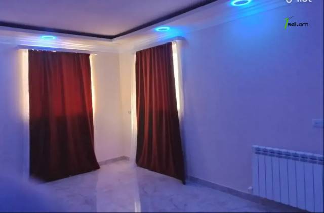 3 սենյականոց բնակարան Մինաս Ավետիսյանի փողոցում, 78 ք.մ., 1/4 հարկ, դիզայներական ոճով վերանորոգված