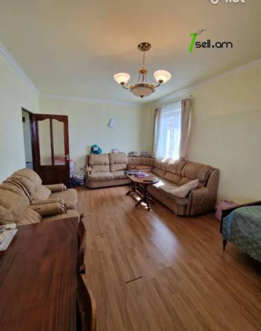 2 սենյականոց բնակարան Քանաքեռի 14-րդ փողոցում, 52 քմ, 5/9 հարկ, կապիտալ վերանորոգված