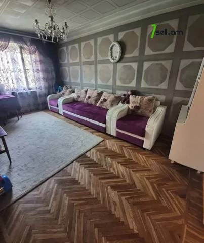 2 սենյականոց բնակարան Կոմիտասի պողոտայում, 58 քմ, նախավերջին հարկ, քարե շենք
