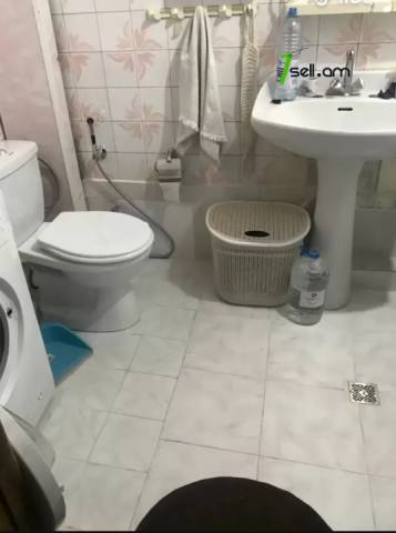 2 սենյականոց բնակարան Մամիկոնյանց փողոցում, 68 ք.մ., մի քանի պատշգամբ, 2/5 հարկ