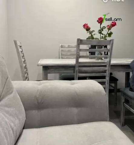 2 սենյականոց բնակարան Մաշտոցի պողոտայում, 60 ք.մ., նախավերջին հարկ, բարձր առաստաղներ