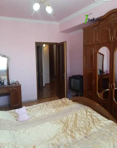 4 սենյականոց բնակարան Զորավար Անդրանիկի փողոցում, 84 ք.մ., 10/14 հարկ, կապիտալ վերանորոգված