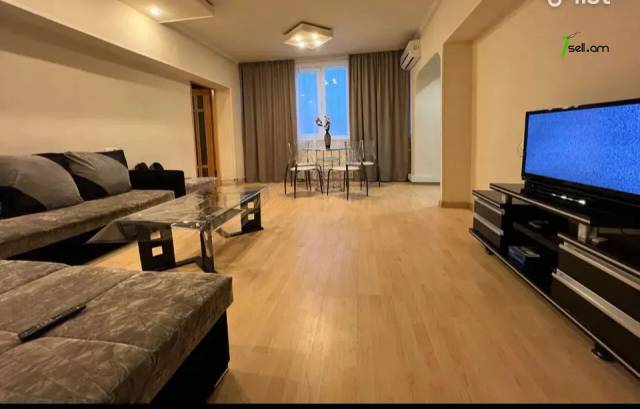 2 սենյականոց բնակարան Թումանյան փողոցում, 60 քմ, բարձր առաստաղներ, կապիտալ վերանորոգված