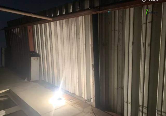 4 սենյականոց բնակարան Մանանդյան փողոցում, 134 ք.մ., մասնակի վերանորոգում, քարե շենք