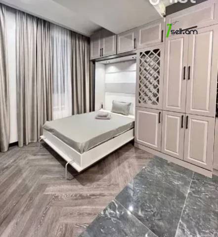 2 սենյականոց բնակարան Սարյանի փողոցում, 80 ք.մ., 2 սանհանգույց, բարձր առաստաղներ, 3/8 հարկ