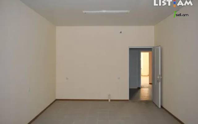 Գրասենյակային տարածք Տիգրան Մեծի պողոտայում կենտրոնում, 35 ք.մ.