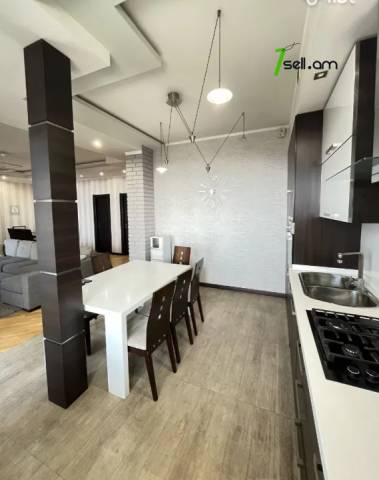 3 սենյականոց բնակարան նորակառույց շենքում Հրաչյա Ներսիսյան փողոցում, 115 քմ, բարձր առաստաղներ