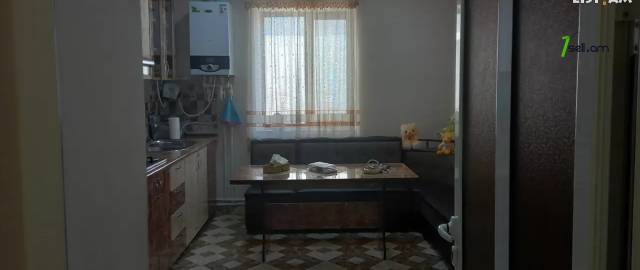 Մեկ հարկանի քարե տուն Ղուկասավանում, 2000 ք.մ., մեծ հողամաս, կապիտալ վերանորոգված