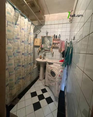 2 սենյականոց բնակարան Նալբանդյան փողոցում, 81 ք.մ., 8/10 հարկ