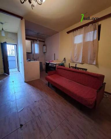 Երկու հարկանի քարե տուն Ռոստովյան փողոցում Էրեբունիում, 100 ք.մ.