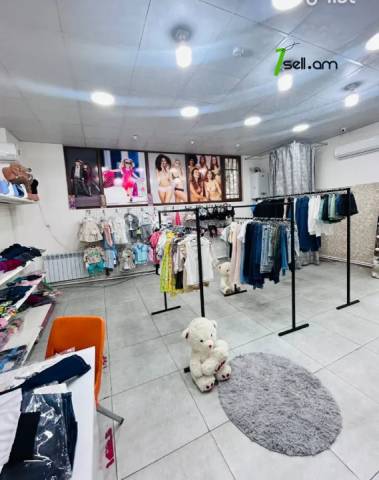 Առևտրային տարածք Աբովյանում, 162 քմ