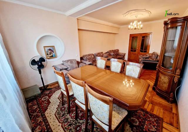 3 սենյականոց բնակարան Խորենացու փողոցում, 92 ք.մ., 2 սանհանգույց, կապիտալ վերանորոգված