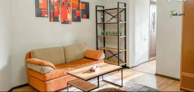 1 սենյականոց բնակարան Մովսես Խորենացու փողոցում, 31 ք.մ., բարձր առաստաղներ, եվրովերանորոգված