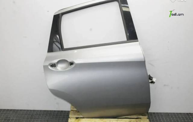 Հետևի աջ դուռ, Nissan Note E12, 2012թ, Օրիգինալ պահեստամաս