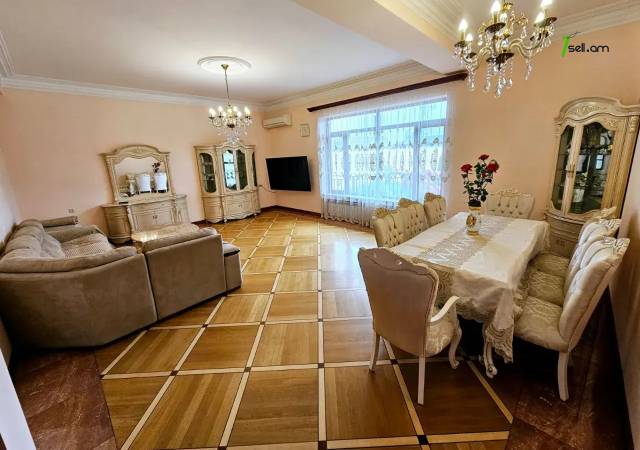 Երեք հարկանի քարե տուն, Նոյ թաղամաս Մալաթիա Սեբաստիայում, 1200 ք.մ., 3+ սանհանգույց