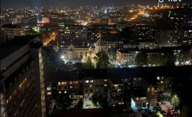 2 սենյականոց բնակարան նորակառույց շենքում Սայաթ-Նովայի պողոտայում, 96 ք.մ., 2 սանհանգույց