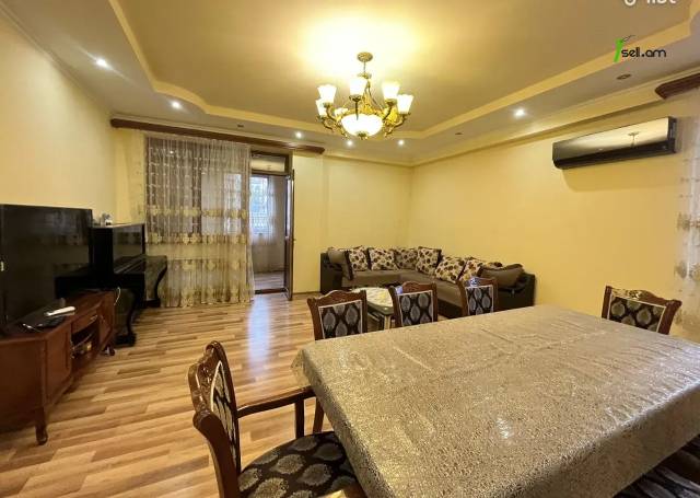 4 սենյականոց բնակարան նորակառույց շենքում Վիկտոր Համբարձումյանի փողոցում, 110 ք.մ., 4/12 հարկ