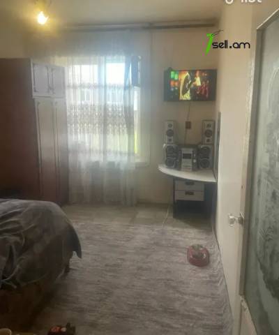 2 սենյականոց բնակարան Գորգագործների փողոցում, 56 քմ, քարե շենք